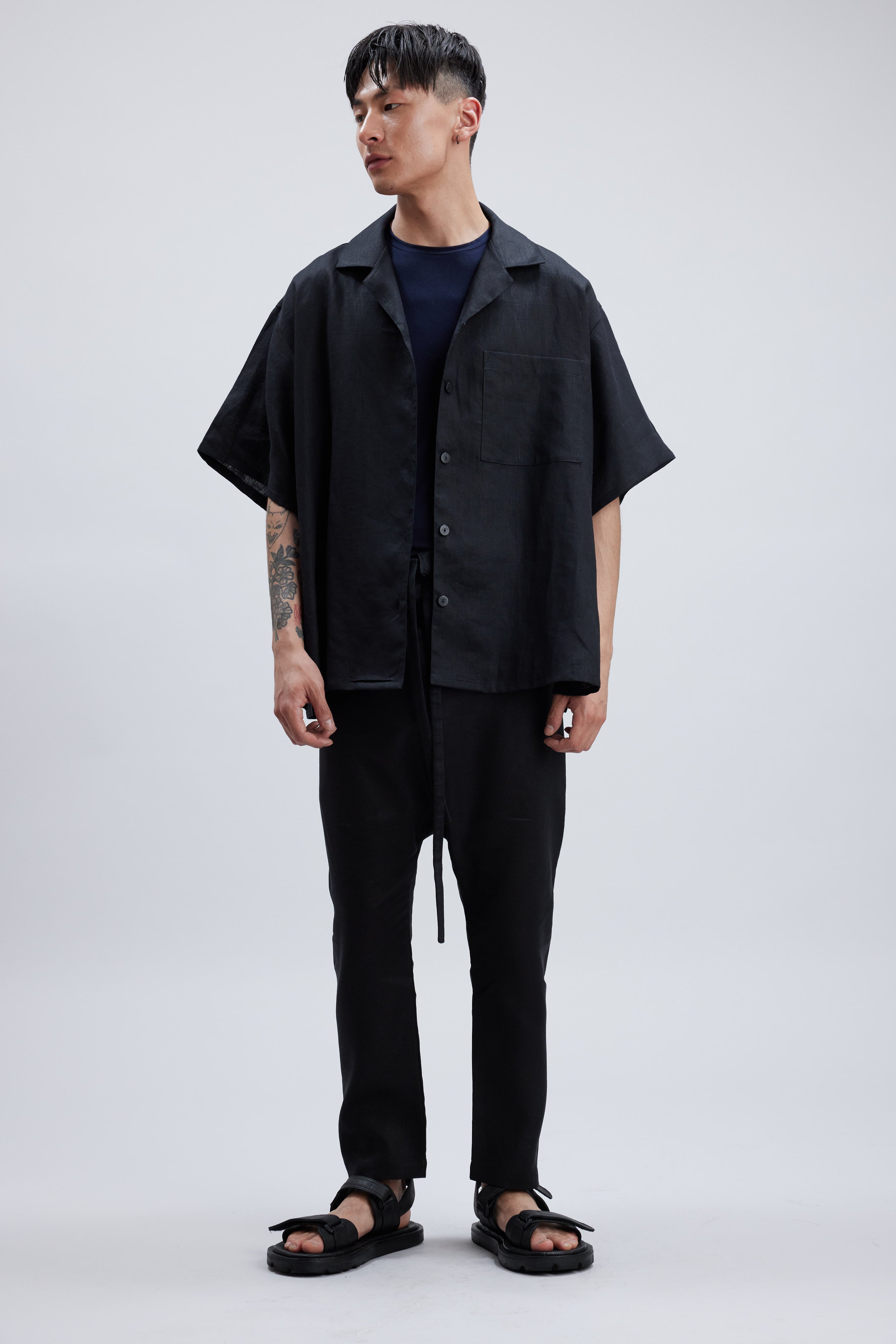 BRIDGE BLACK LINEN