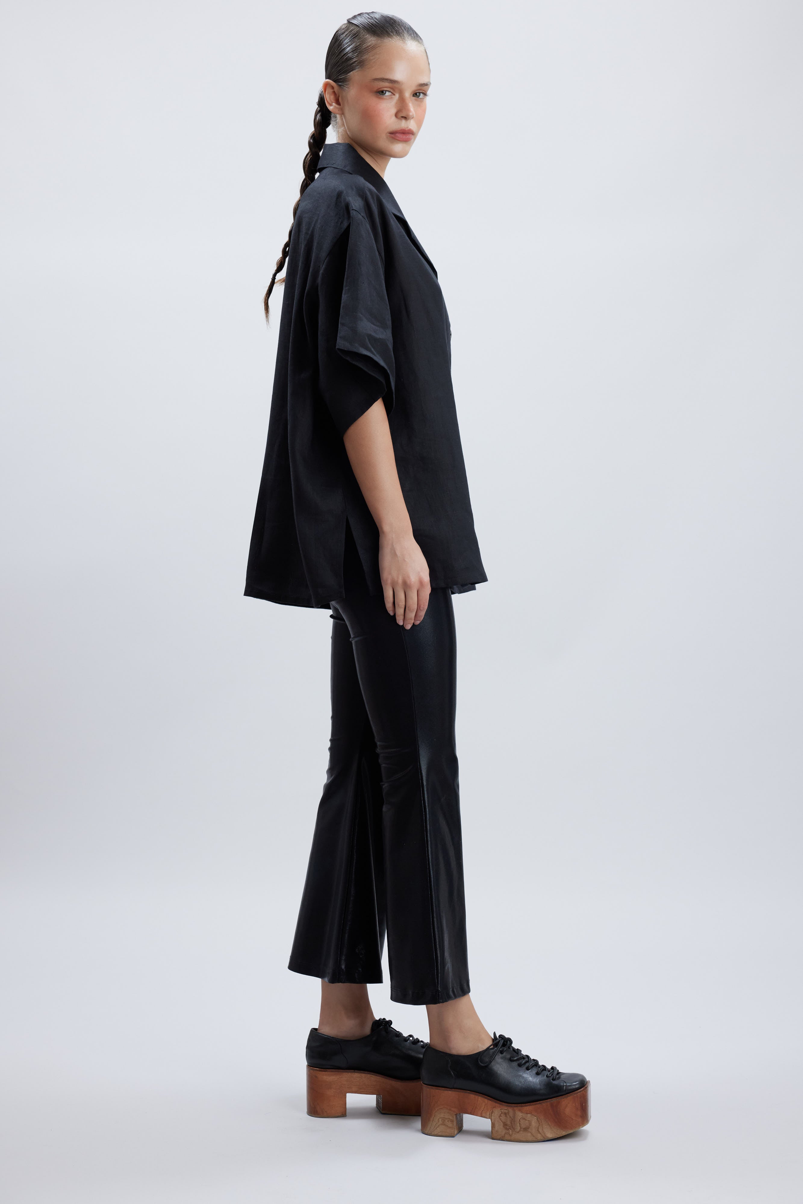 BRIDGE BLACK LINEN