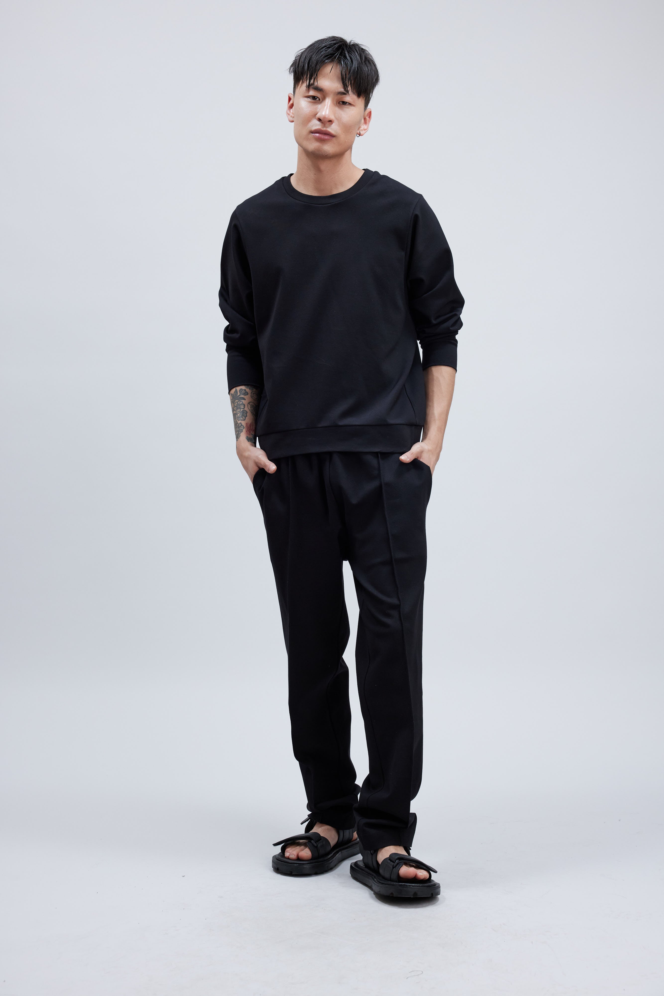 DRAGON BLACK