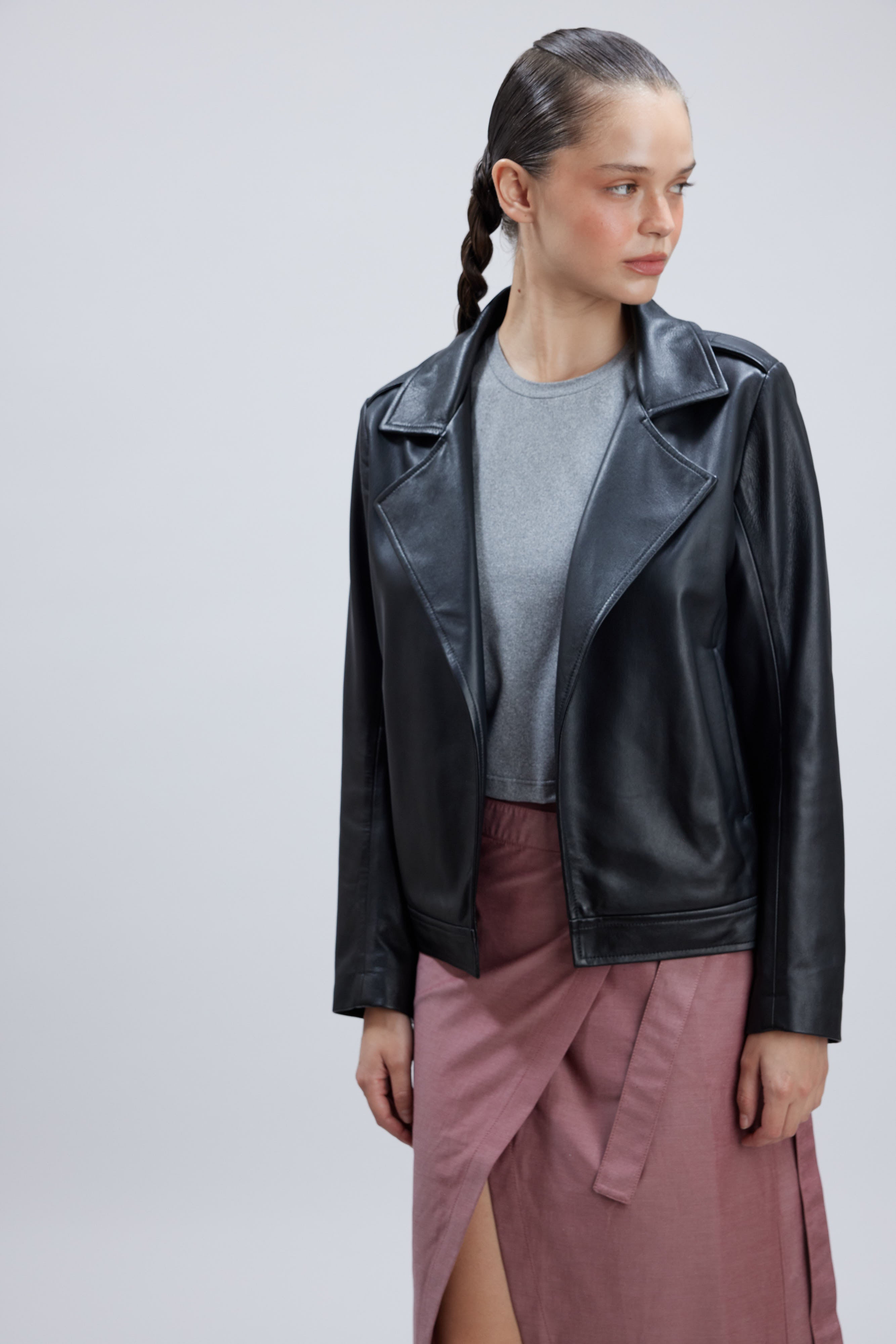 MARS BLACK LEATHER