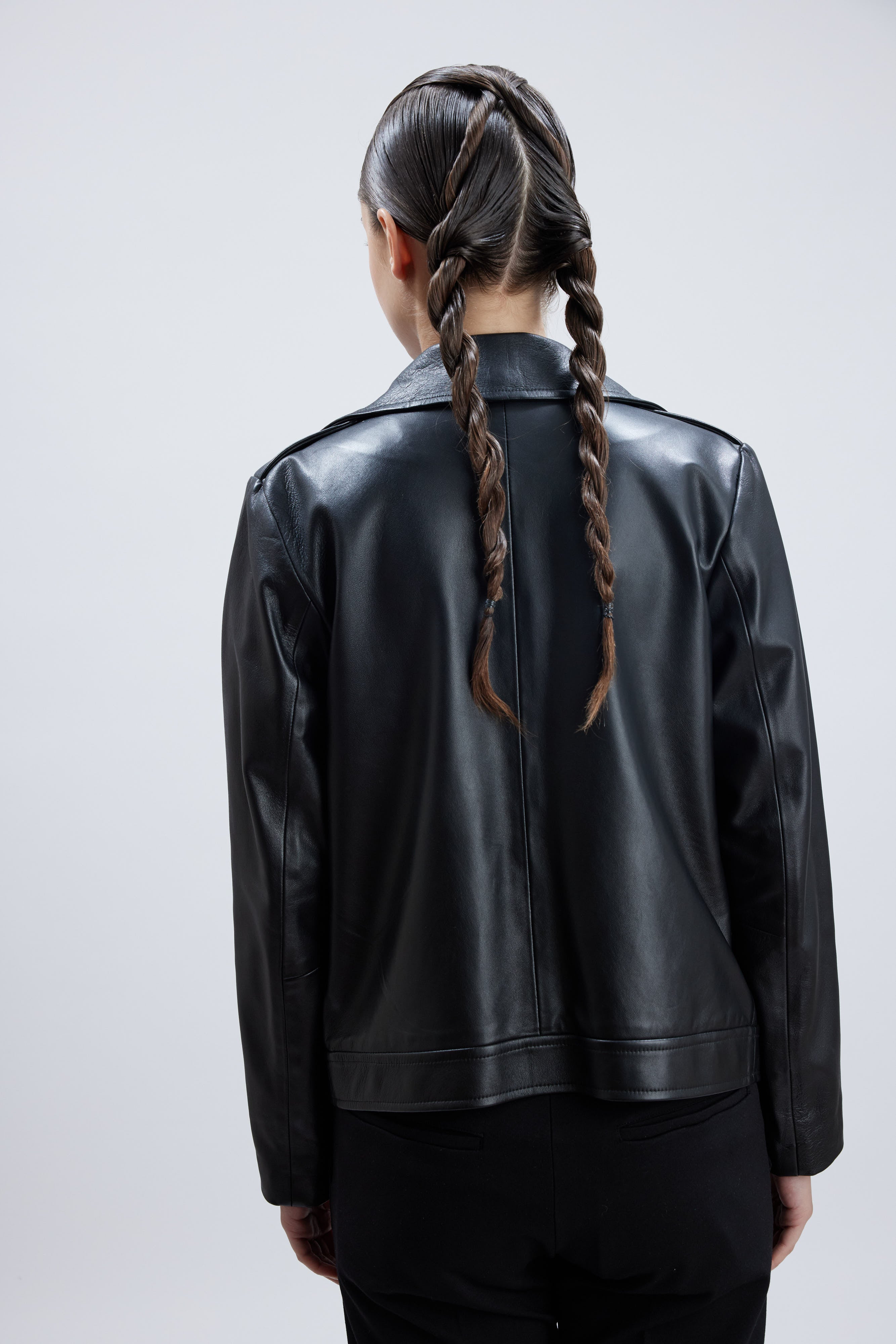 MARS BLACK LEATHER