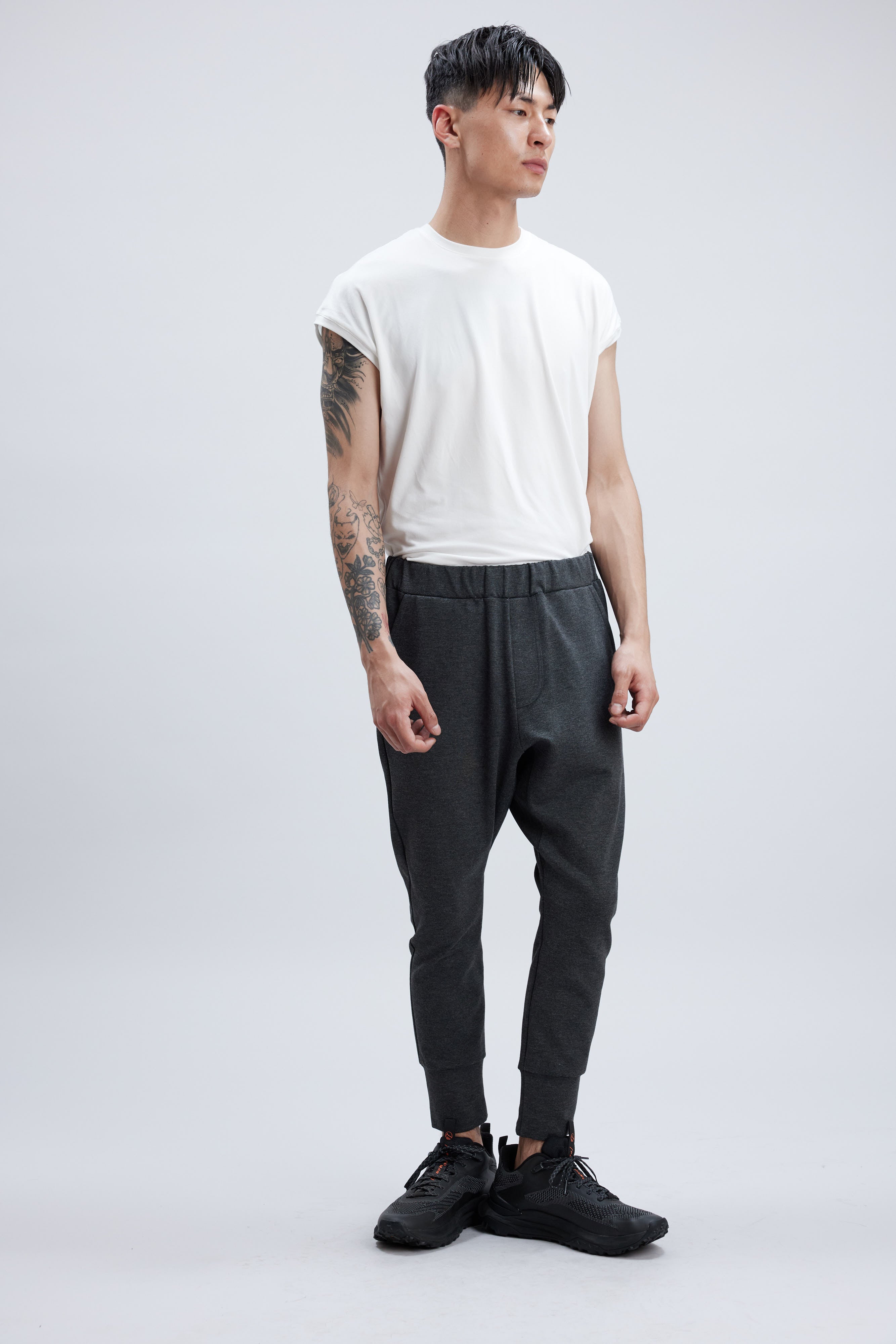 POT GRAY