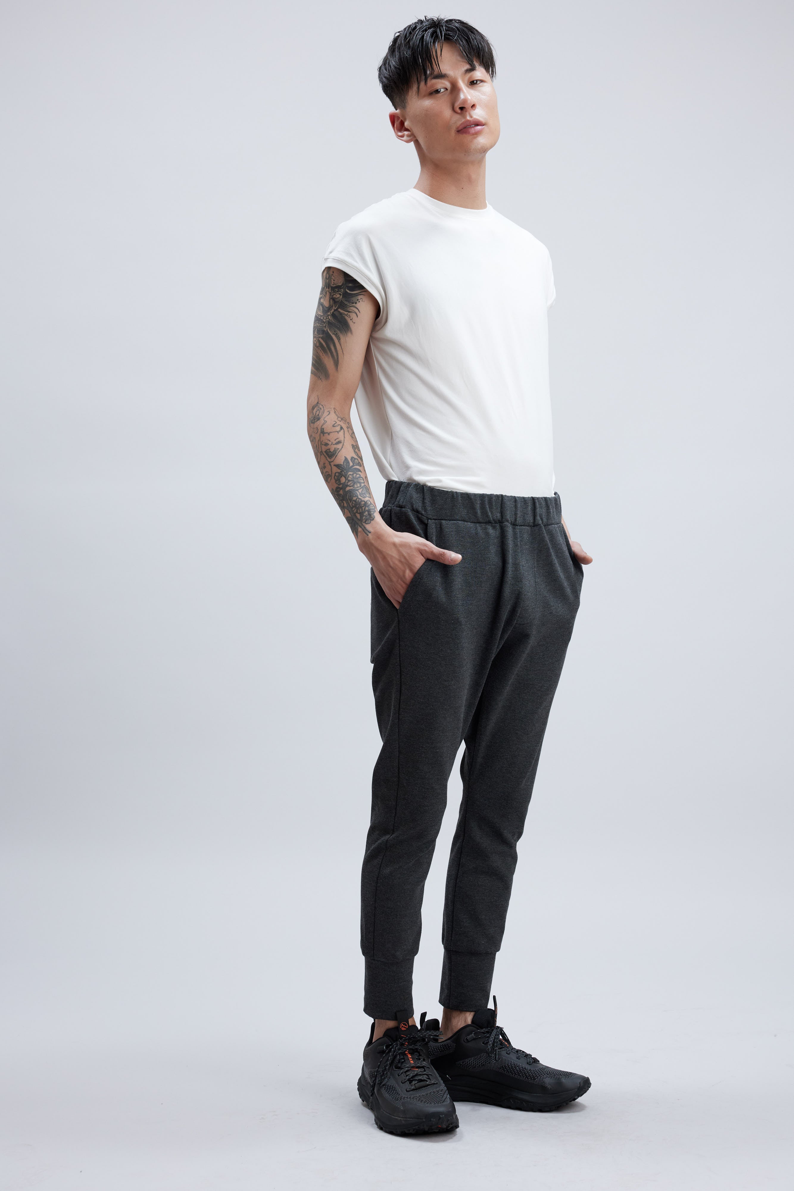 POT GRAY