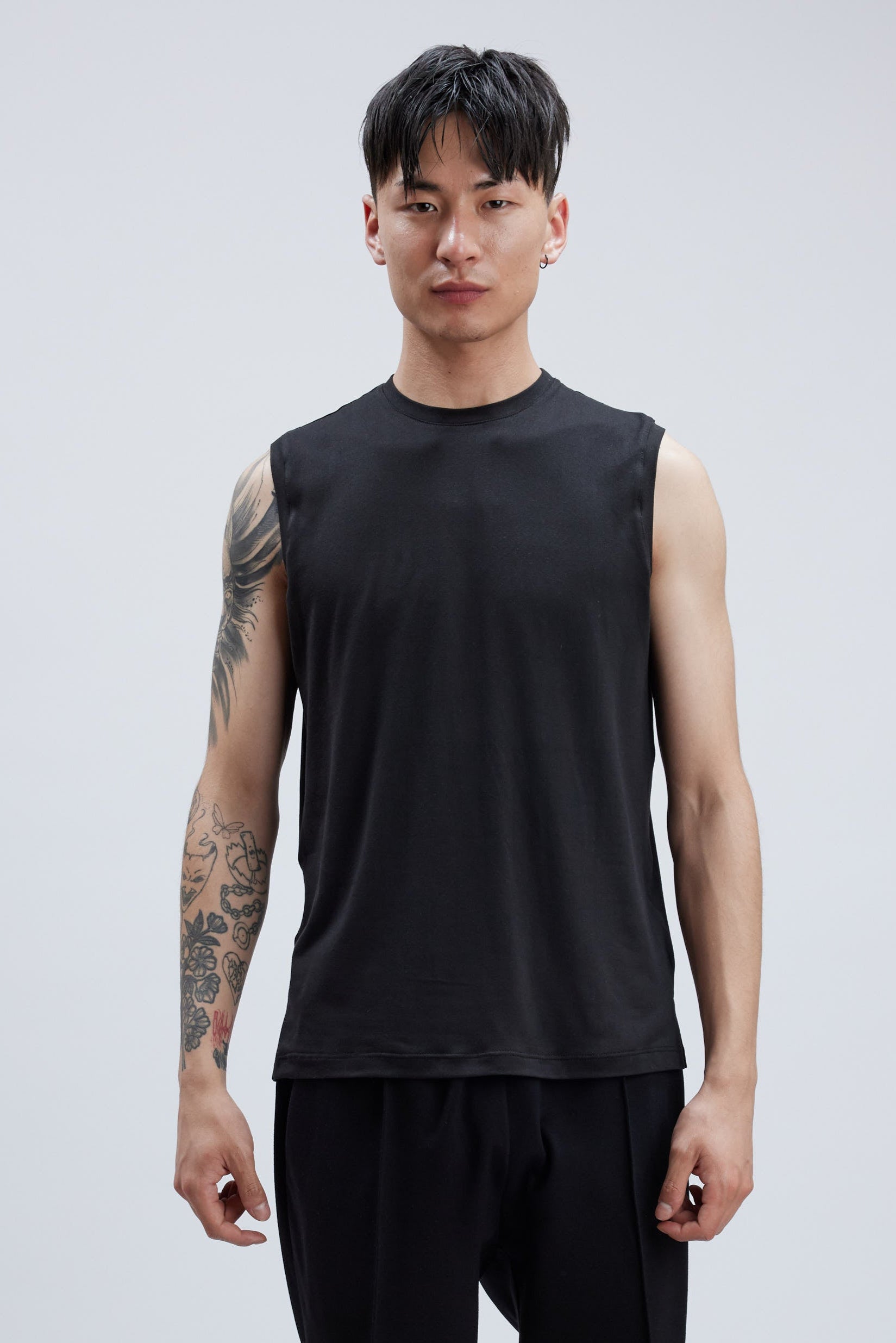 STEEL BLACK