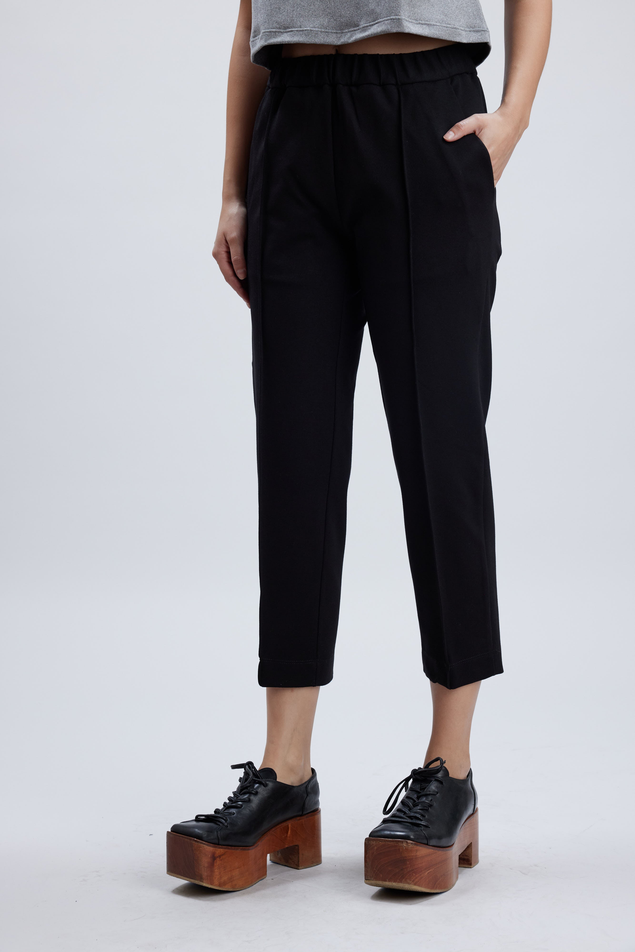 WAND BLACK