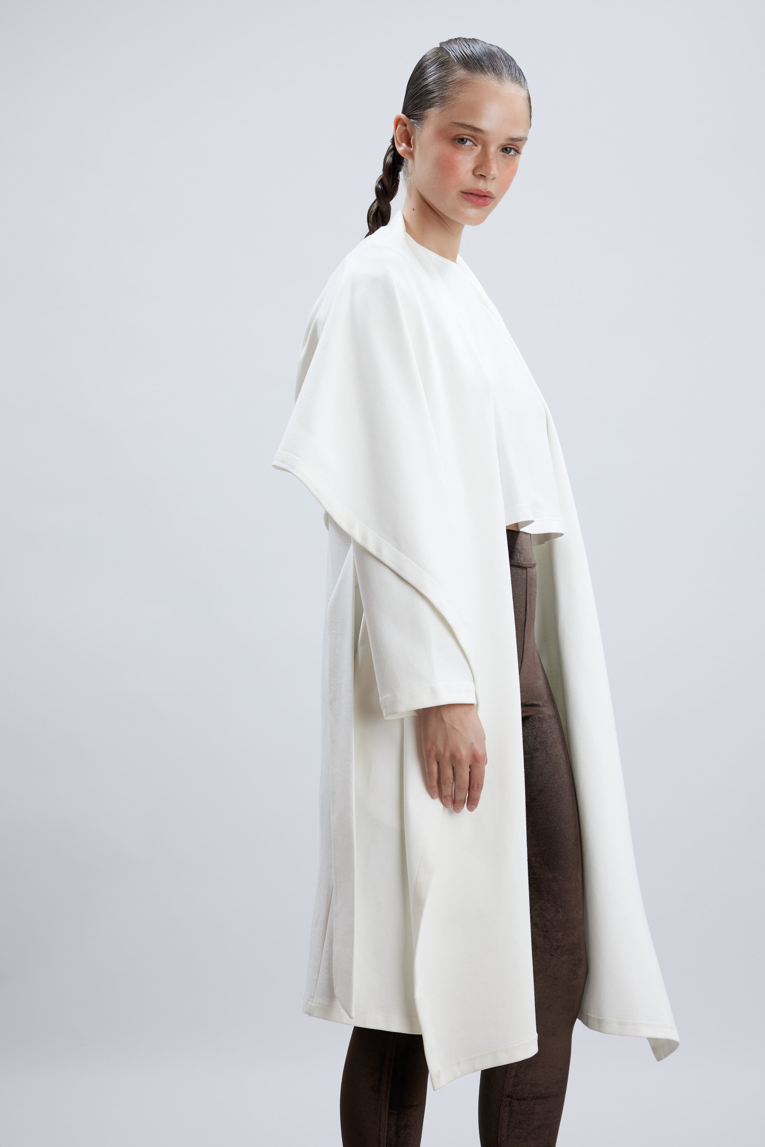 WING IVORY