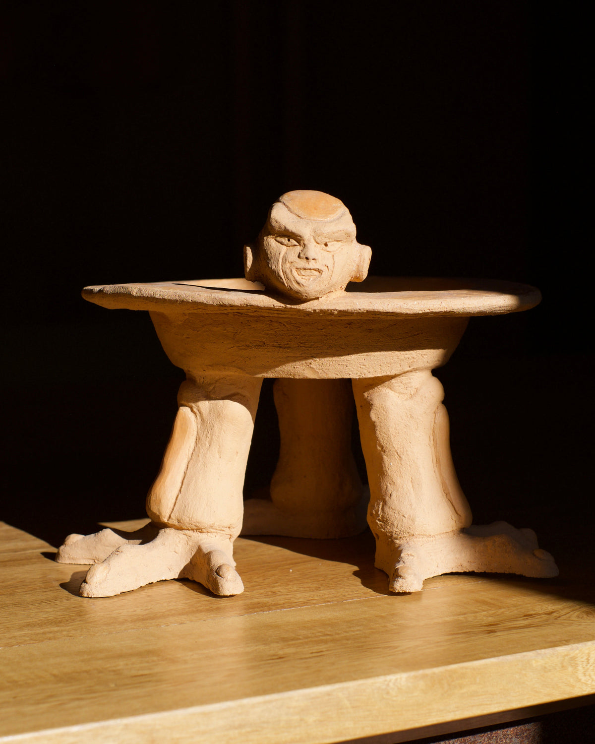 "PLATO FREEZER" CLAY BY KÁSSER SÁNCHEZ