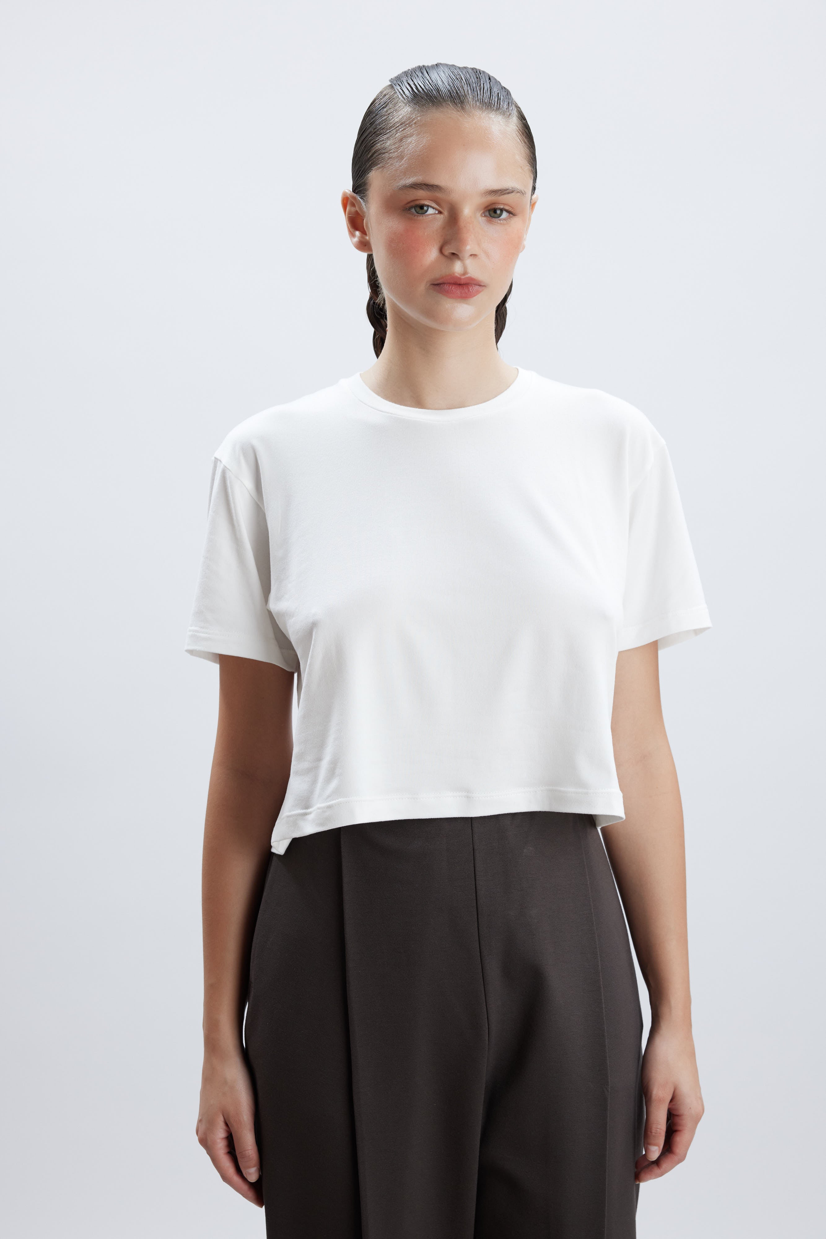 BERRY OFF WHITE