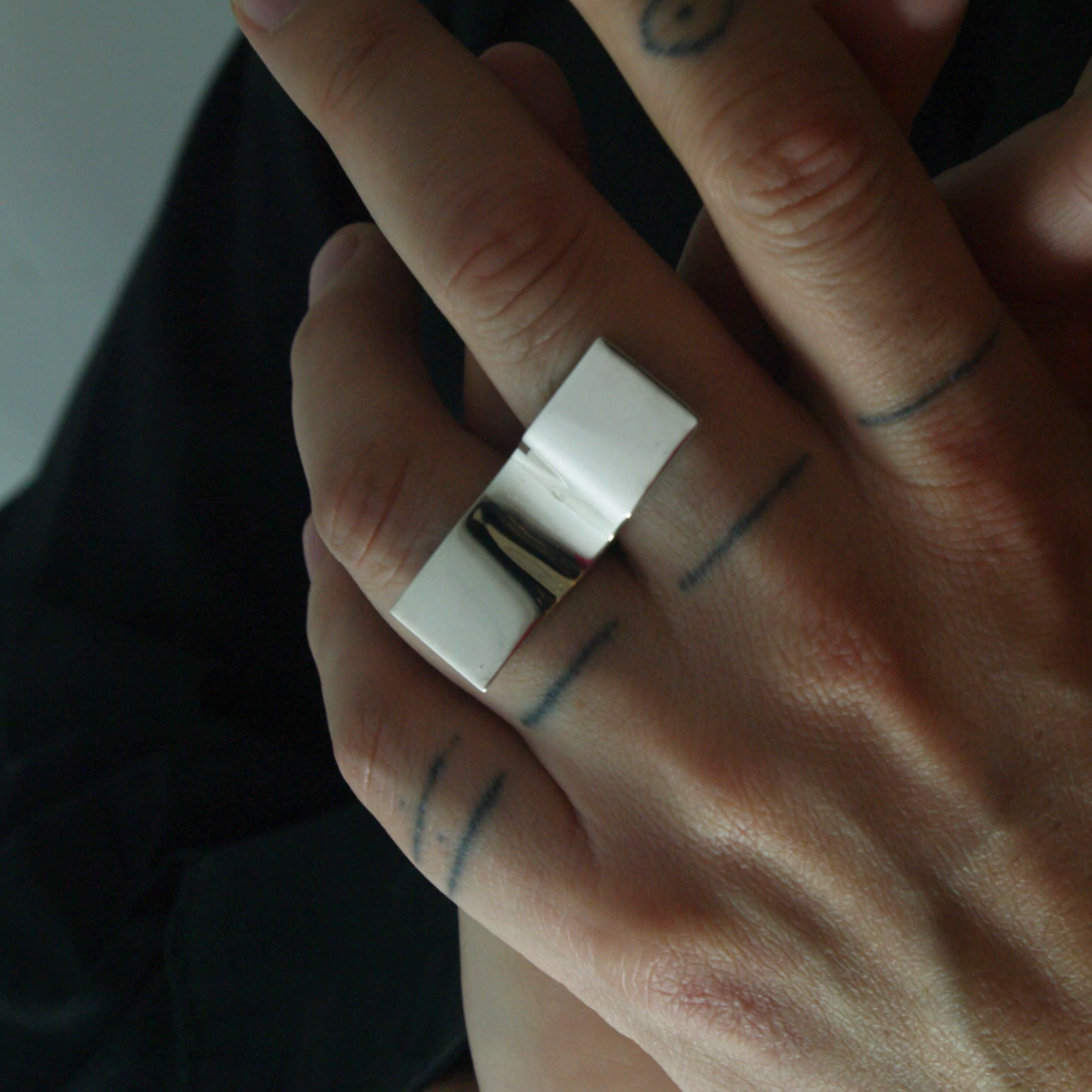 BEND RING BY JTXT JEWELRY