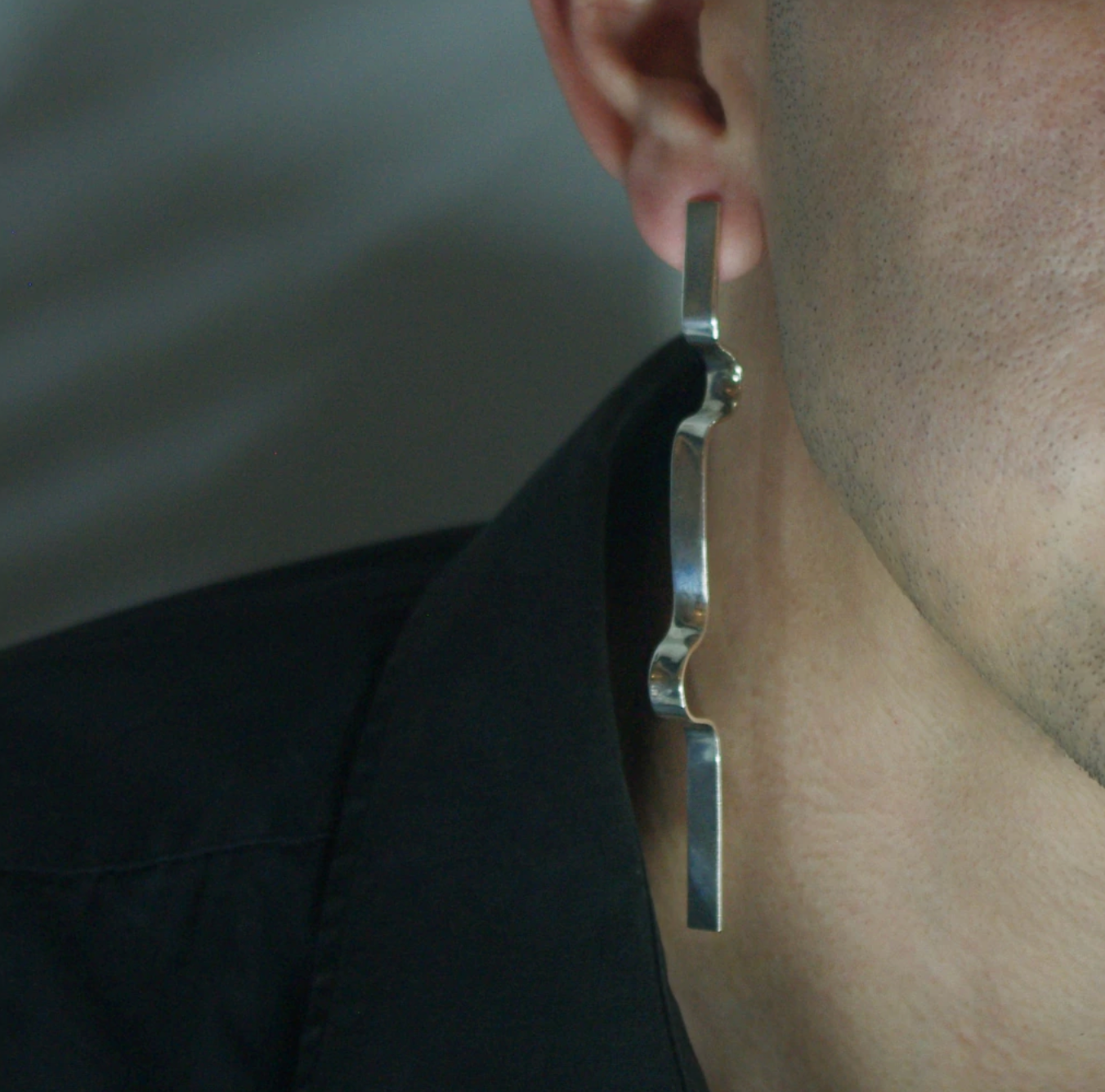 BEND EARRING BY JTXT JEWELRY