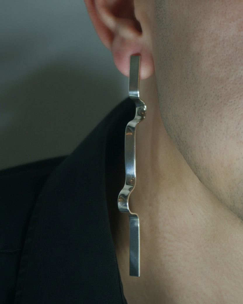 BEND EARRING BY JTXT JEWELRY