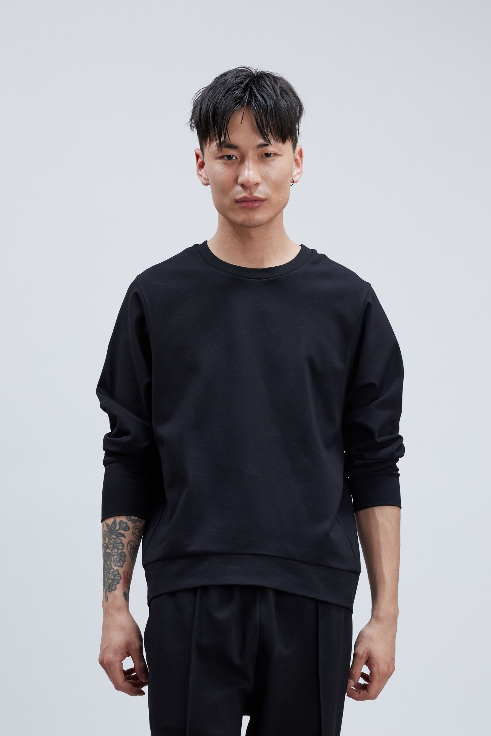 DRAGON BLACK