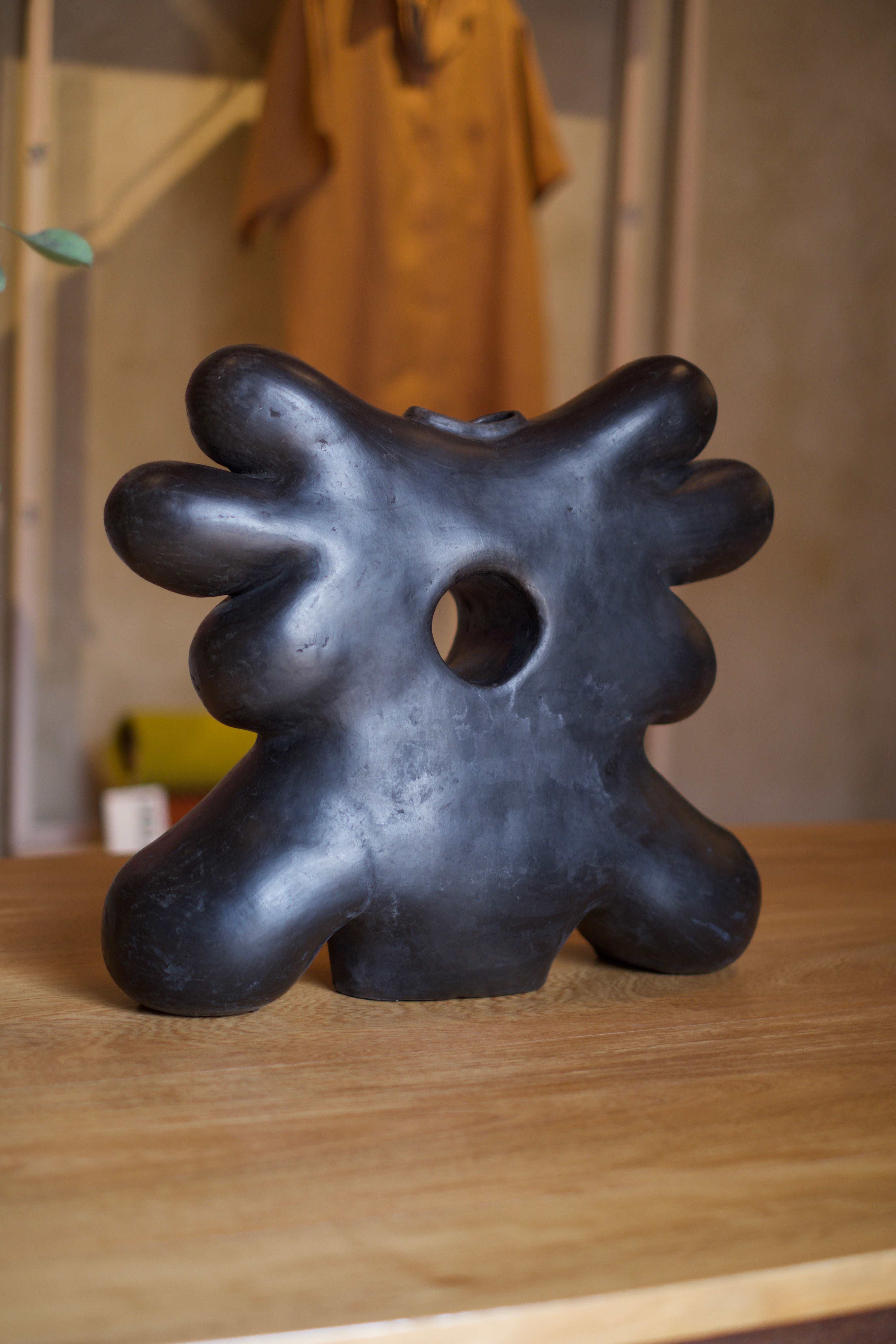 "OESTRUS" CLAY BY ROSITA RELÁMPAGO