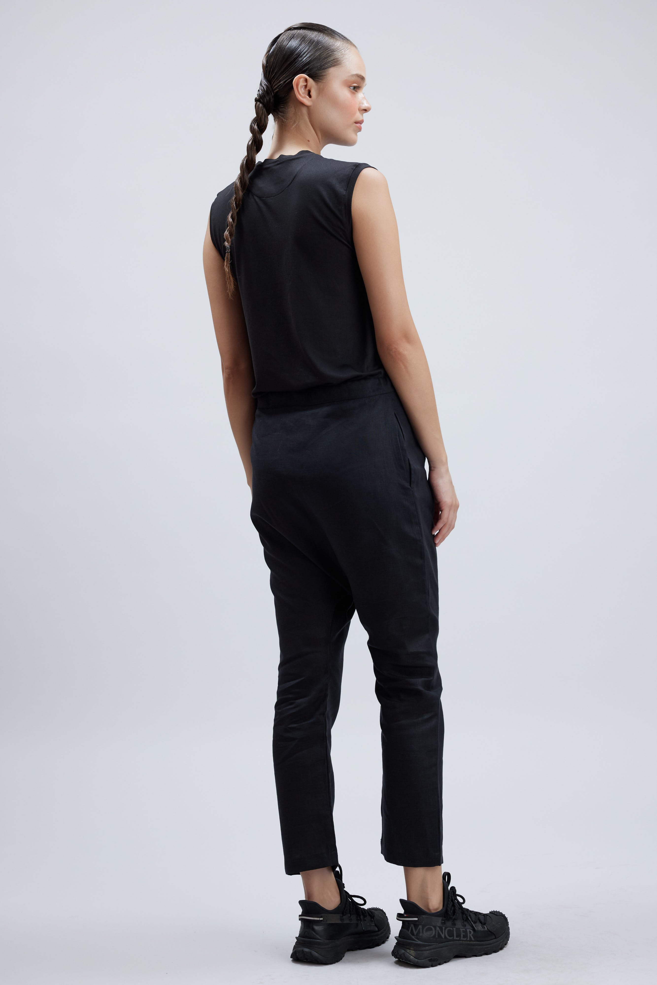 FOAM BLACK LINEN