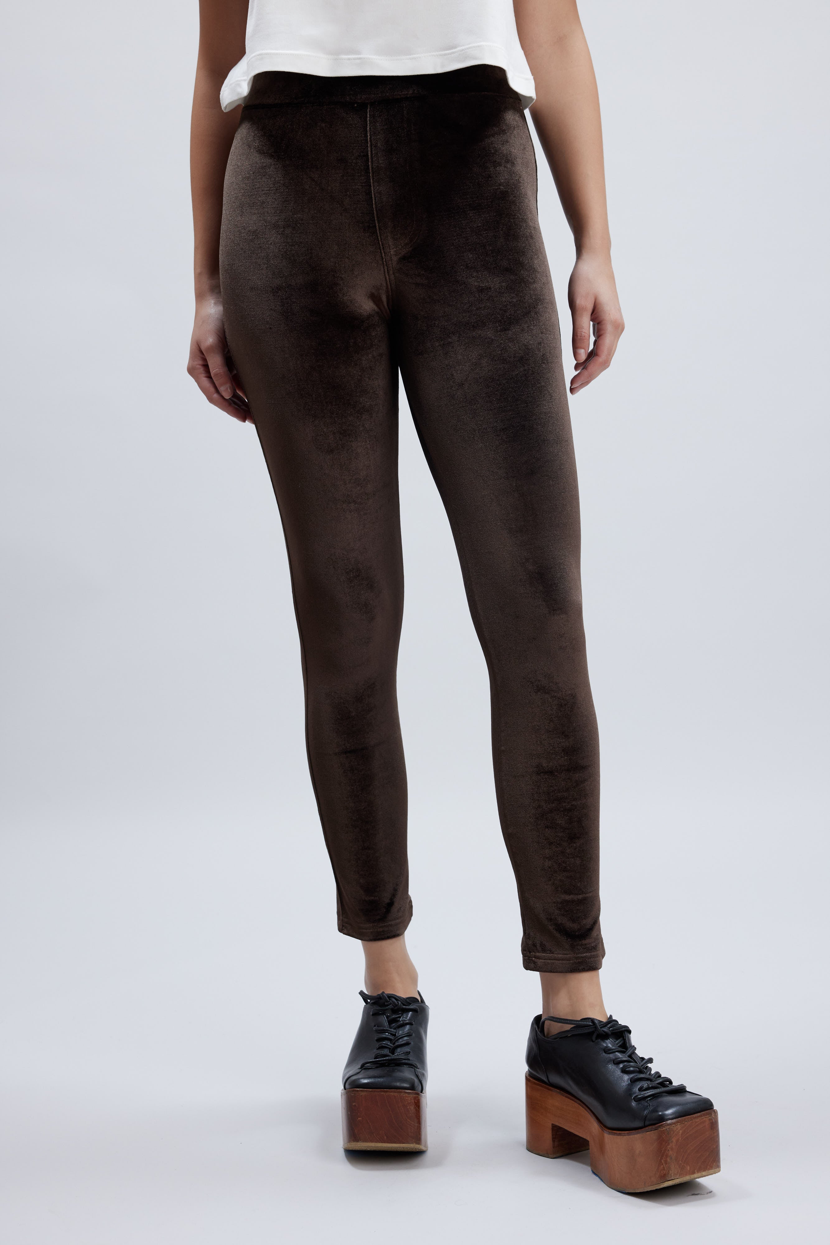 GLASS BROWN VELVET