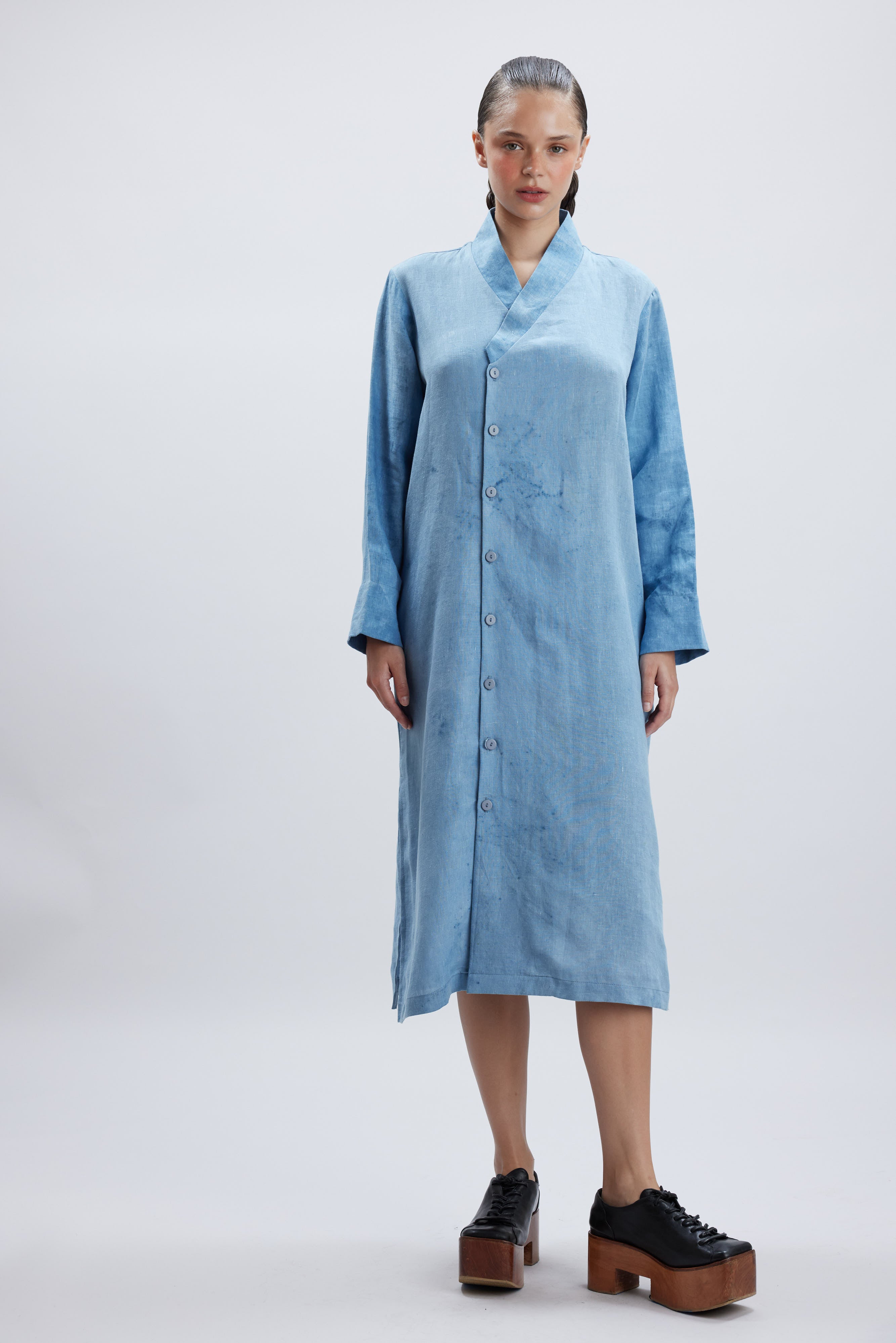 MACHINE BLUE LINEN