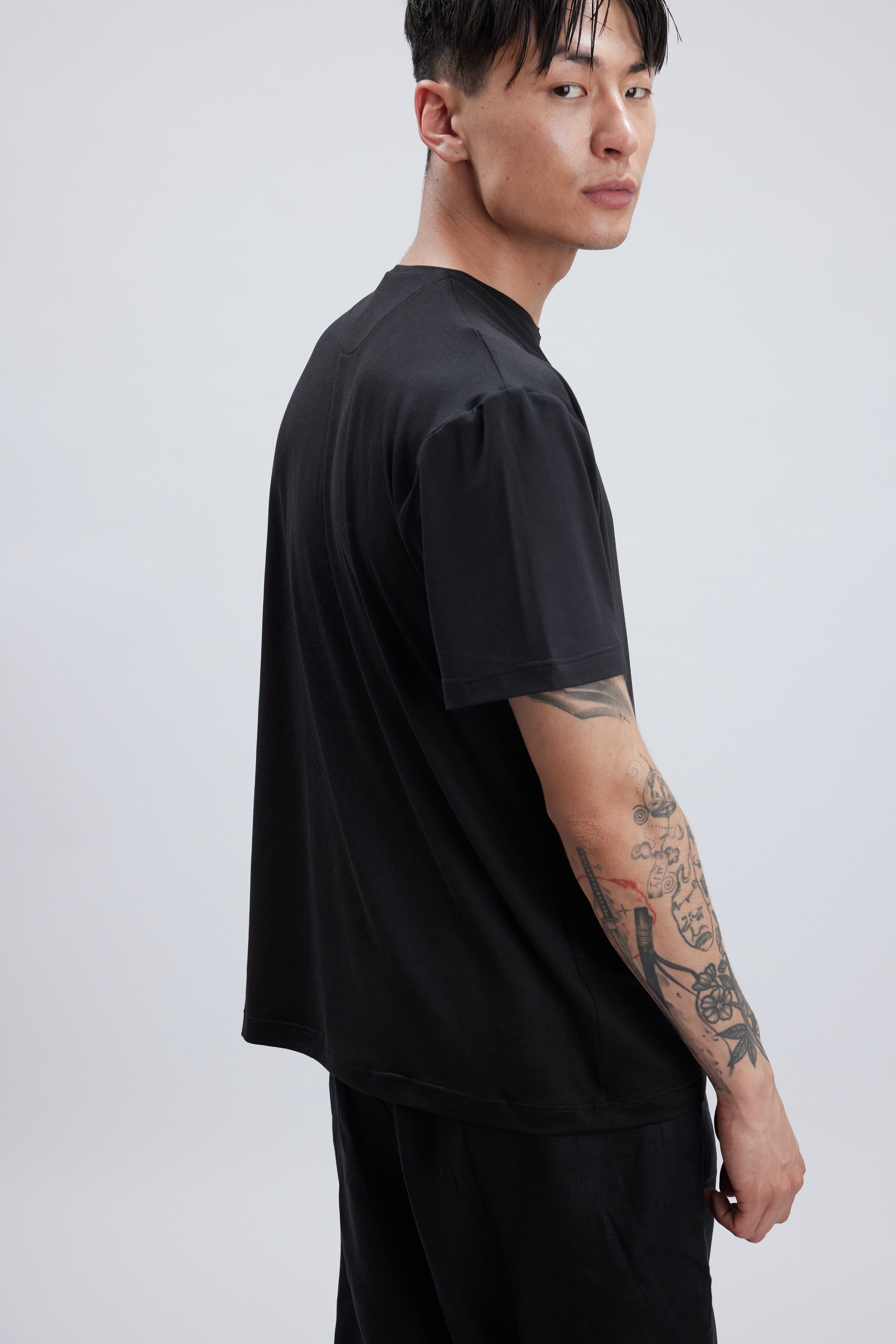 HILL BLACK