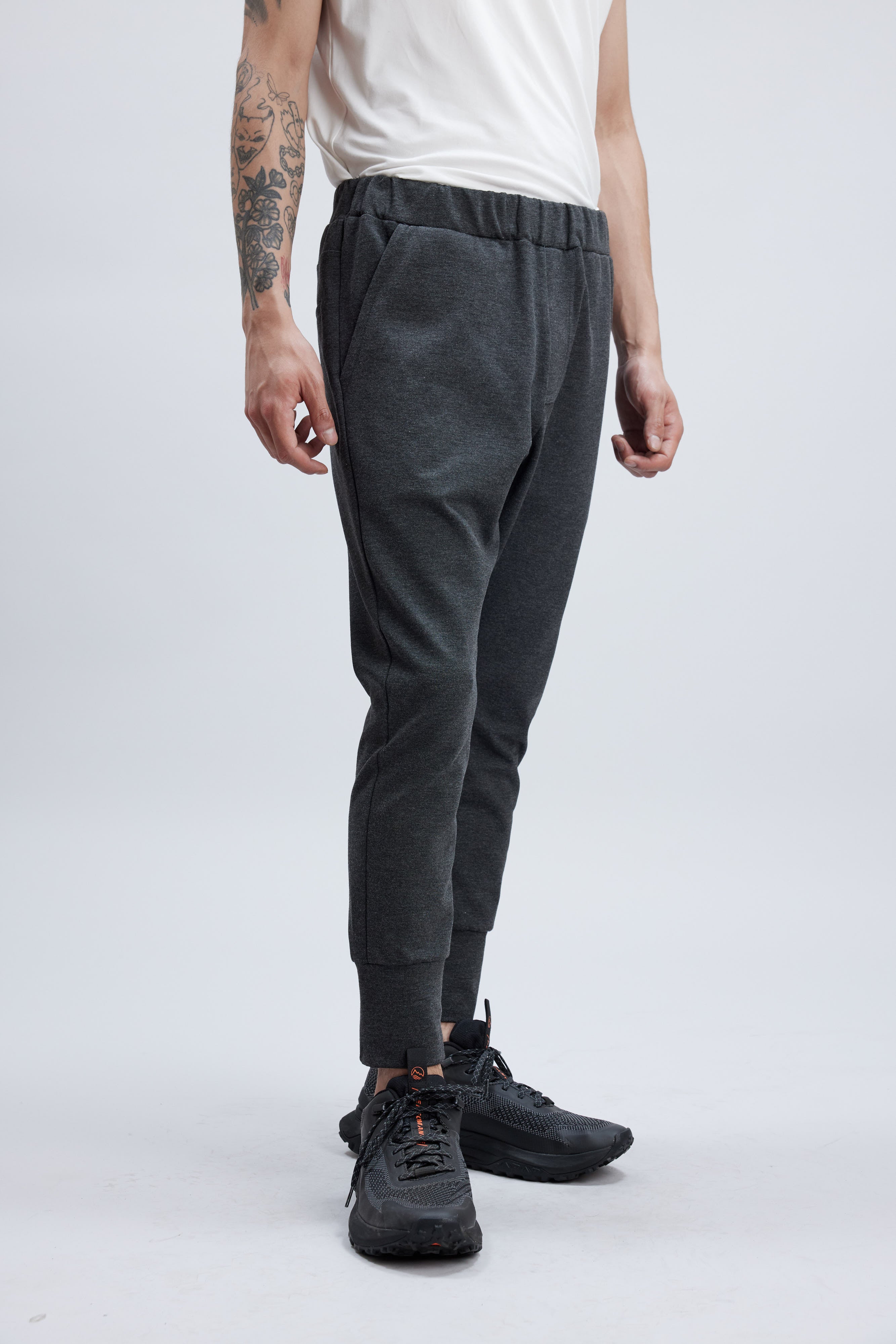 POT GRAY