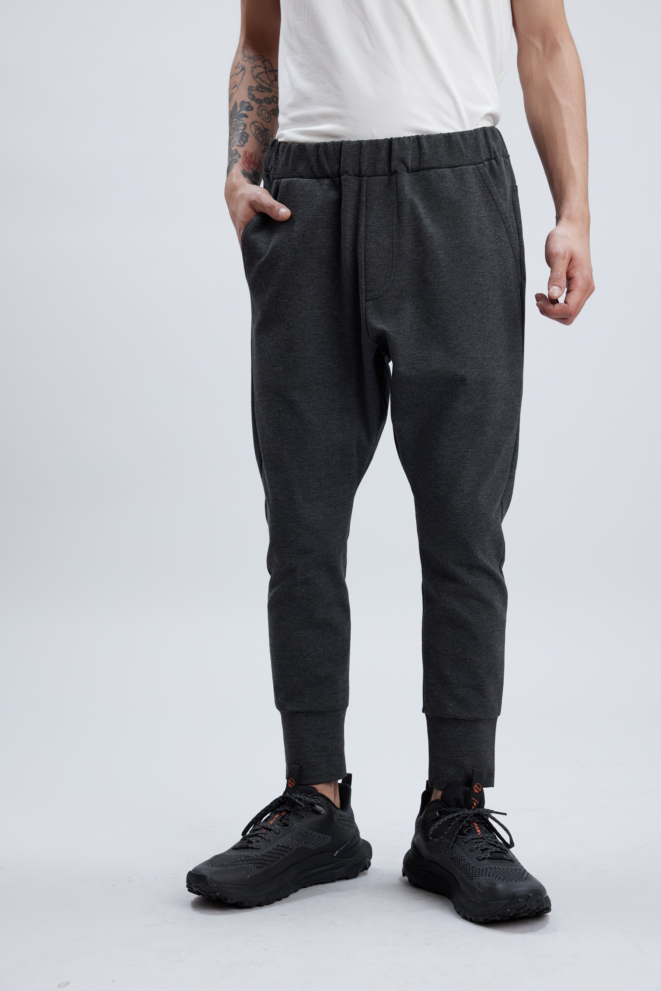 POT GRAY