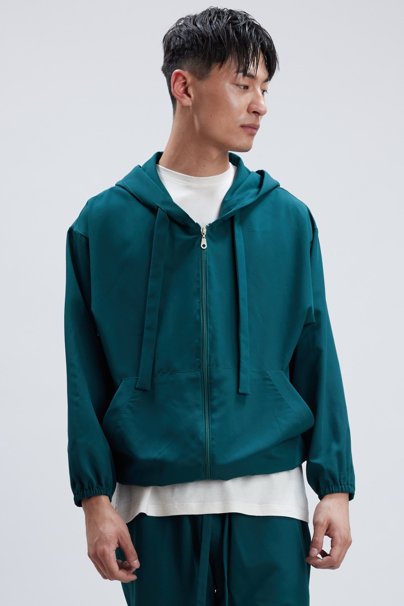 TRAIL GREEN