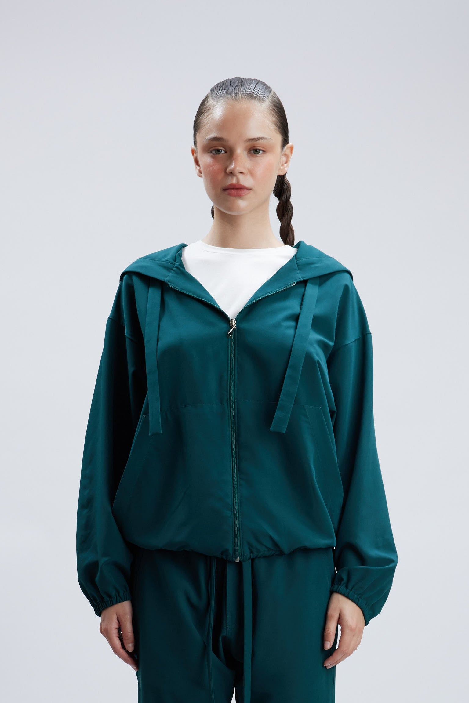 TRAIL GREEN