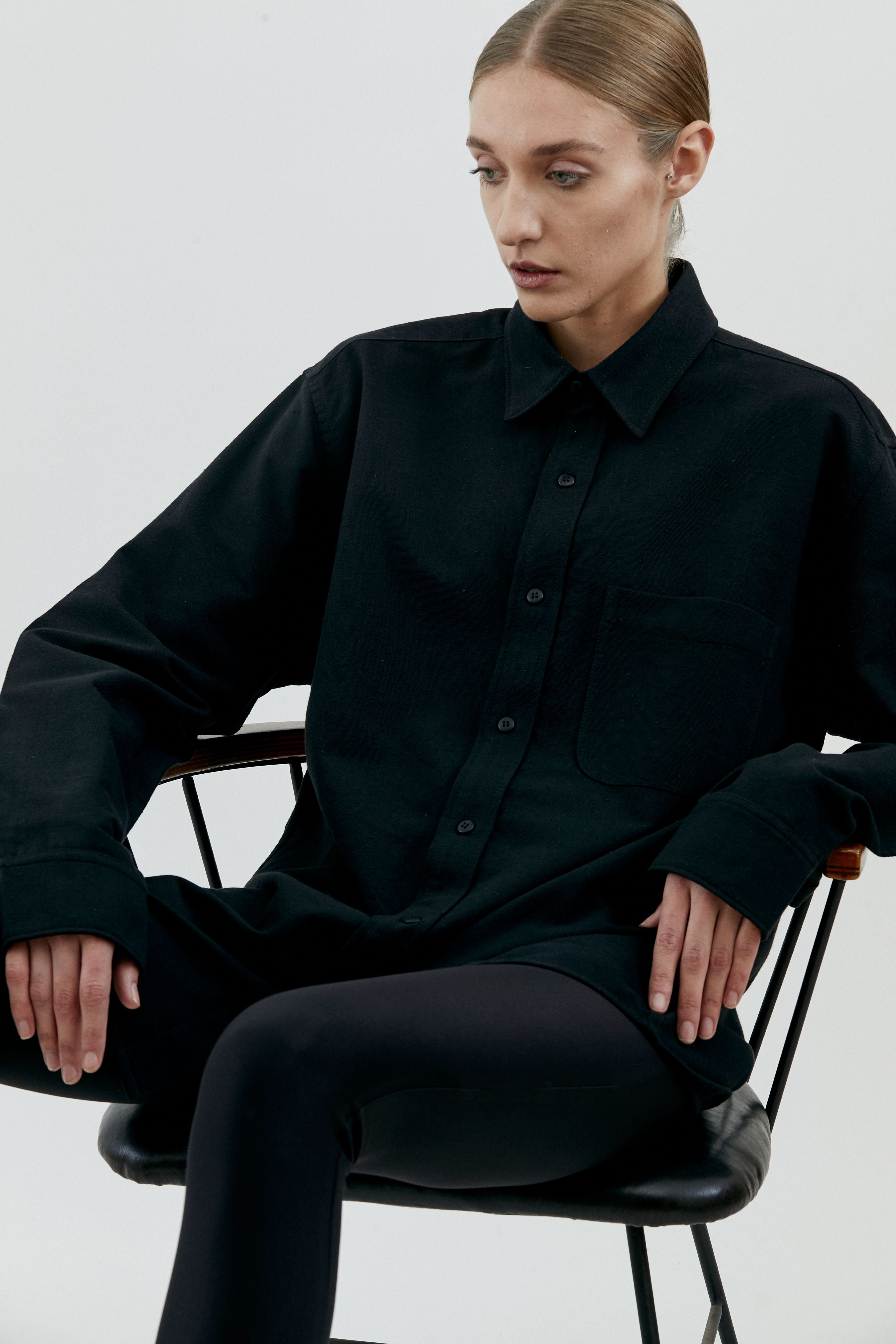 PLASMA  BLACK